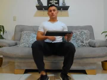 Julian_Wallace January 27, 2025 Chaturbate stream image