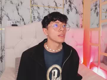 Tylhugedoom January 27, 2025 Chaturbate stream image
