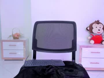 Oops_Yourcrotch January 27, 2025 Chaturbate stream image