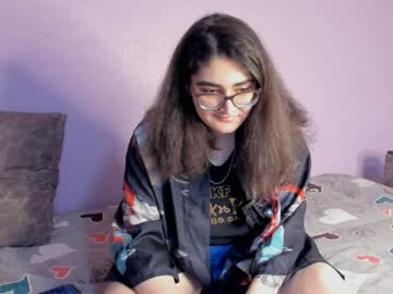 Shinyflowerrr January 27, 2025 Chaturbate stream image