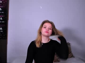 Mina27372 January 27, 2025 Chaturbate stream image