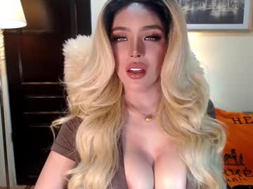 Hotchescacumxxx stream photo from January 28, 2025