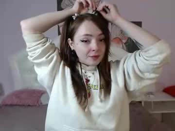 Yourdreamcristal January 28, 2025 Chaturbate stream image