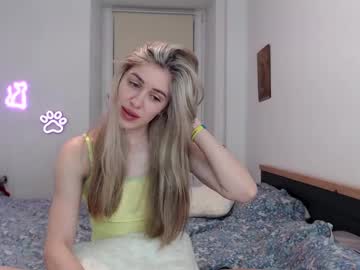 Hot_Berry69 February 01, 2025 Chaturbate stream image