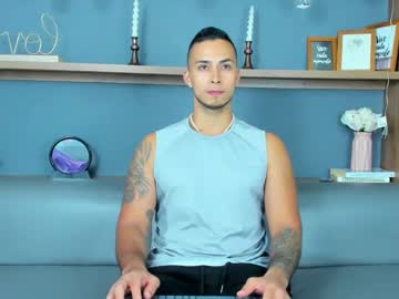 Juan_Muscle February 01, 2025 Chaturbate stream image