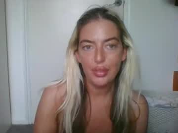 Rubyredxxxoxxx February 01, 2025 Chaturbate stream image