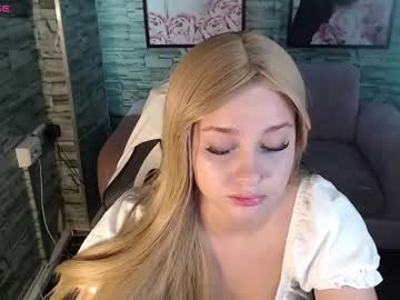 Lili_Roberts_B February 01, 2025 Chaturbate stream image