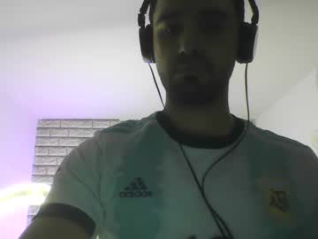 Guti_Andres February 02, 2025 Chaturbate stream image