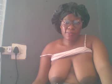Beequeen1996 February 02, 2025 Chaturbate stream image
