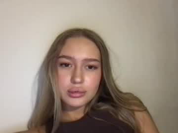 Alpinecharm February 02, 2025 Chaturbate stream image