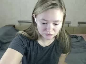 Honey_Caramelle February 02, 2025 Chaturbate stream image