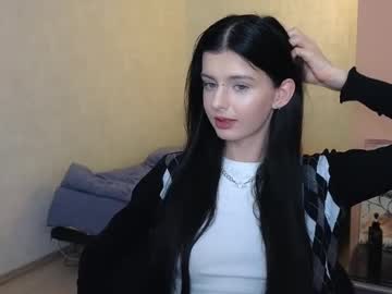 Girl_Mira18 February 02, 2025 Chaturbate stream image