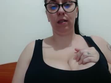 Natally565656 February 02, 2025 Chaturbate stream image