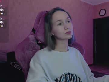 Crstl_Cstls_Glm February 02, 2025 Chaturbate stream image
