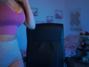 Evelyncage_ February 02, 2025 Chaturbate stream image