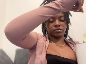 Kneelforherrr February 03, 2025 Chaturbate stream image