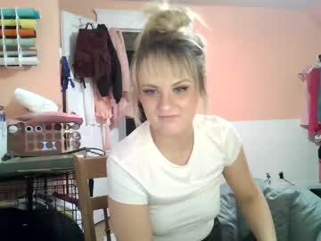 Honeydrippinbunny February 03, 2025 Chaturbate stream image