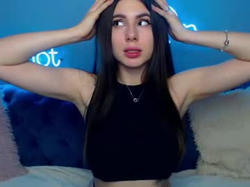 Viollinalv February 03, 2025 Chaturbate stream image