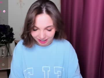 Kindhazelhere_ February 03, 2025 Chaturbate stream image