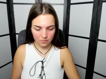 Mariliaa_ February 03, 2025 Chaturbate stream image