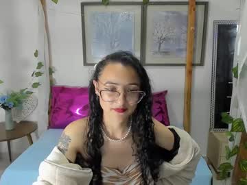 Isabella__Sweet_ February 03, 2025 Chaturbate stream image