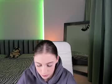 Olivia__Will February 03, 2025 Chaturbate stream image
