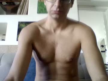 Ar2_Hot1994 February 03, 2025 Chaturbate stream image