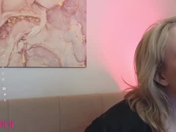 Lunalovelyy_ February 03, 2025 Chaturbate stream image
