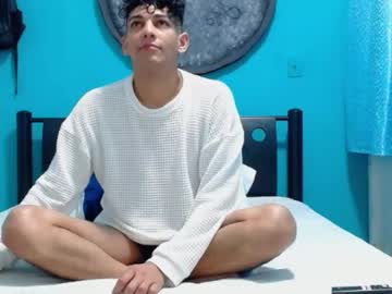 Matthew_Hawk19 February 03, 2025 Chaturbate stream image