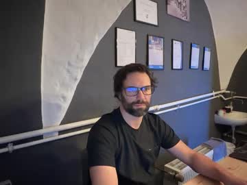 3hle February 04, 2025 Chaturbate stream image