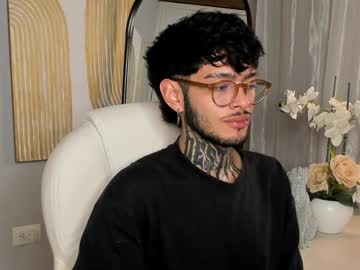 Mihailleroy February 04, 2025 Chaturbate stream image