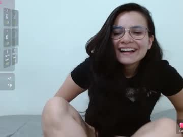 Tiny_Caroline February 04, 2025 Chaturbate stream image