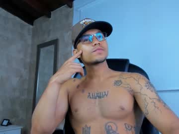 Koji_Hanayama1 February 04, 2025 Chaturbate stream image