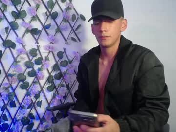 Aron_Gomez February 04, 2025 Chaturbate stream image