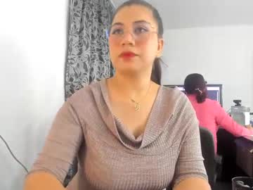 Trixiecurv February 04, 2025 Chaturbate stream image