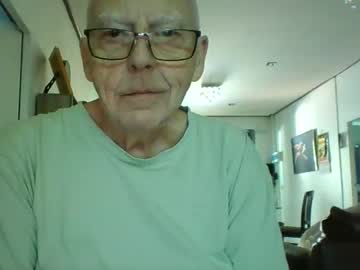 Eiker February 04, 2025 Chaturbate stream image