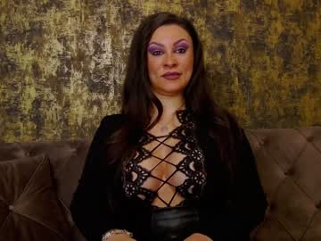Ambercrost February 04, 2025 Chaturbate stream image