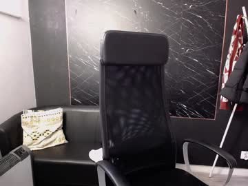 Littleviki_ February 04, 2025 Chaturbate stream image