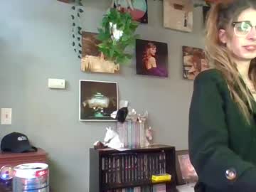 Thetrilogggy February 04, 2025 Chaturbate stream image