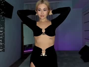 Adeleroberts February 04, 2025 Chaturbate stream image