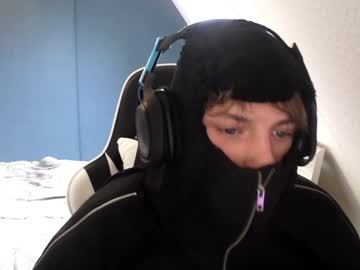 Smallsletters February 04, 2025 Chaturbate stream image