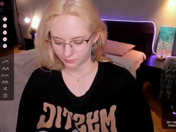 Sheslinki February 04, 2025 Chaturbate stream image