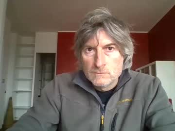 22esserre February 04, 2025 Chaturbate stream image