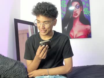 Harrytwink18 February 04, 2025 Chaturbate stream image