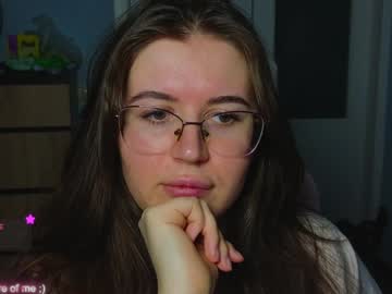 _Enni__ February 04, 2025 Chaturbate stream image