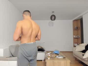 Roberto4ever February 04, 2025 Chaturbate stream image