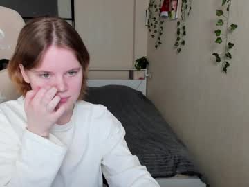 Girls_Love_To_Play February 04, 2025 Chaturbate stream image
