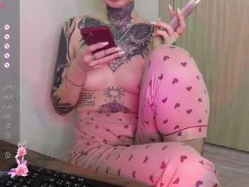_Feralberry__ February 04, 2025 Chaturbate stream image