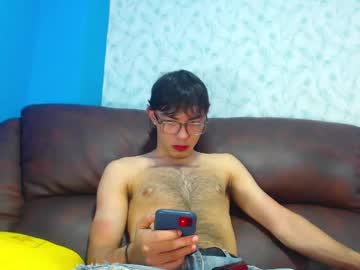 Andreww_Whitee February 04, 2025 Chaturbate stream image