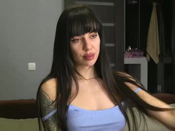 Brunette_From_The_Moon February 04, 2025 Chaturbate stream image